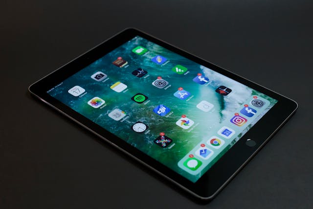 Budget vs Premium Tablets